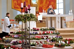 251130-111404-LM-Advent-DSC_2871-