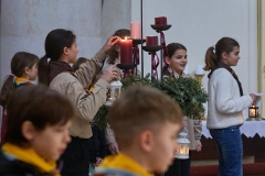 20251221-093436-LNOW-betlamska-svotlo-katedr†la-251221_09-34-36_IMG_0419