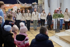 20251221-101848-LNOW-betlamska-svotlo-katedr†la-251221_10-18-48_IMG_0561